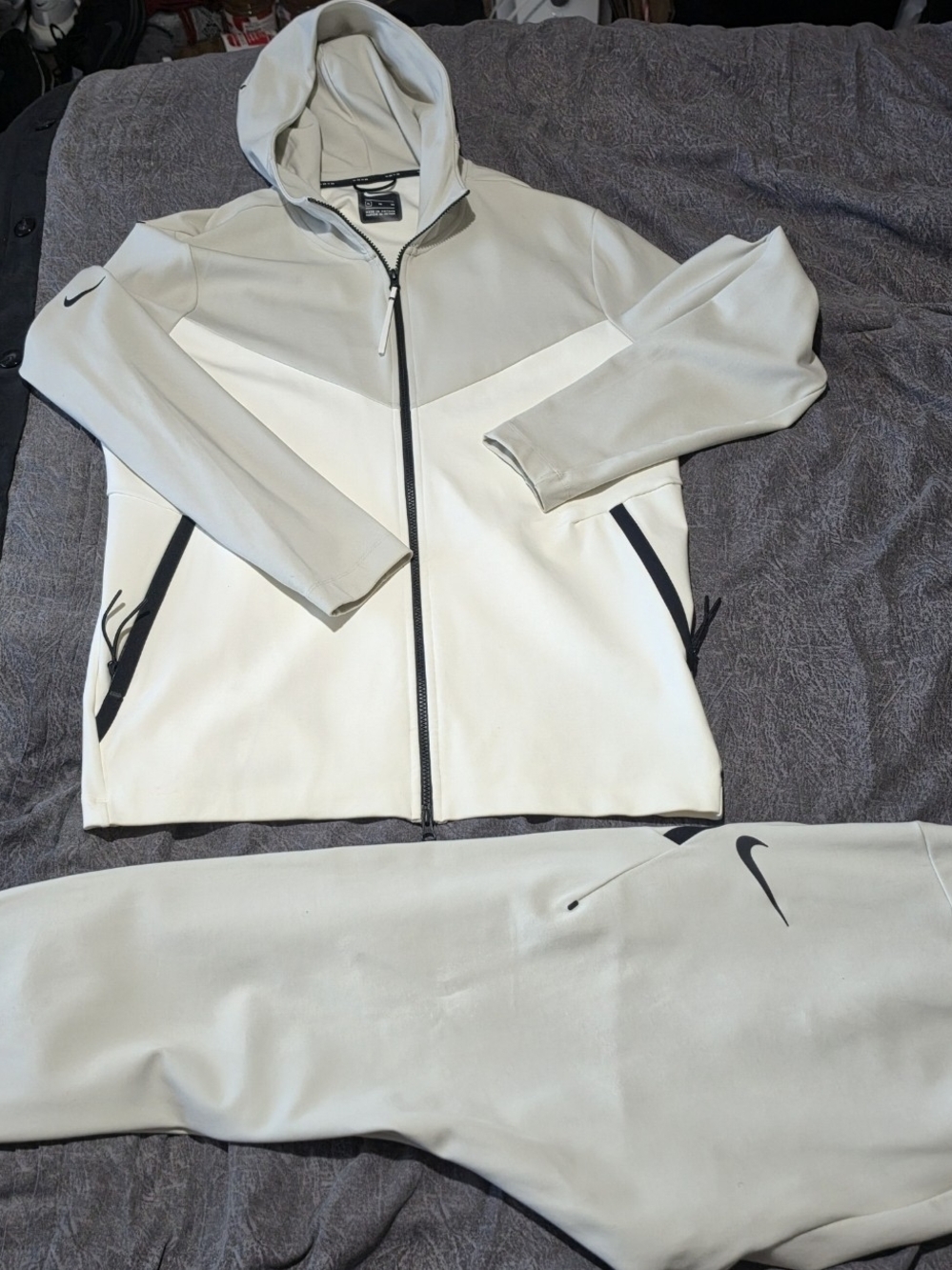 Nike Men’s Tech Pack Hooded Performance Jacket/Pant Set in Light Gray and White